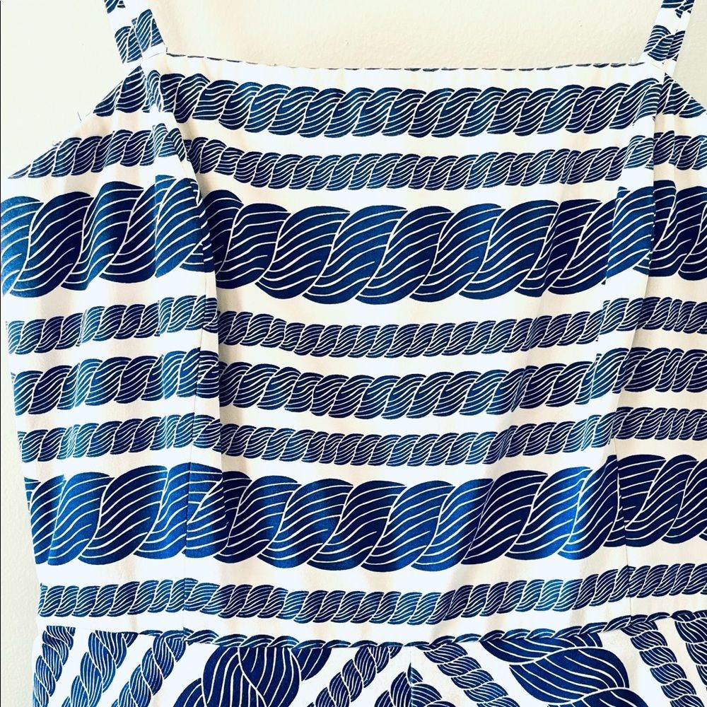 Vineyard Vines 🐳 - Picture 2 of 4